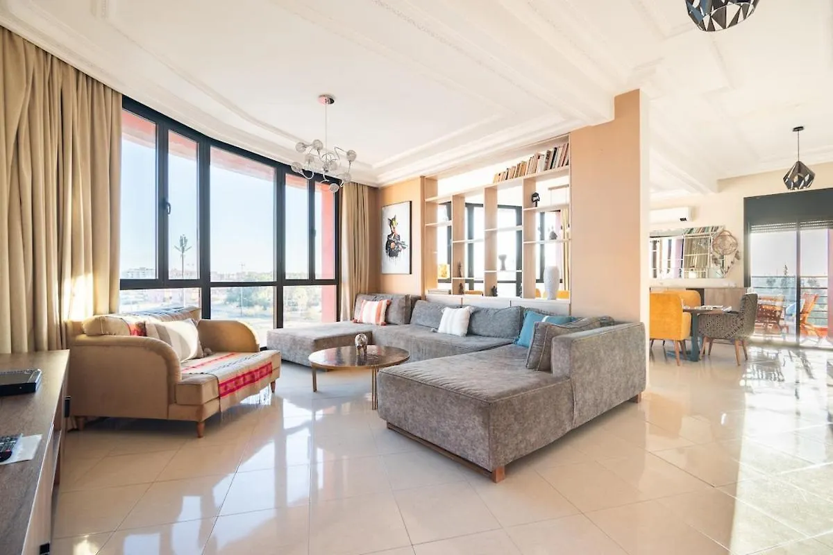 马拉喀什Penthouse Avec Jacuzzi Prive公寓